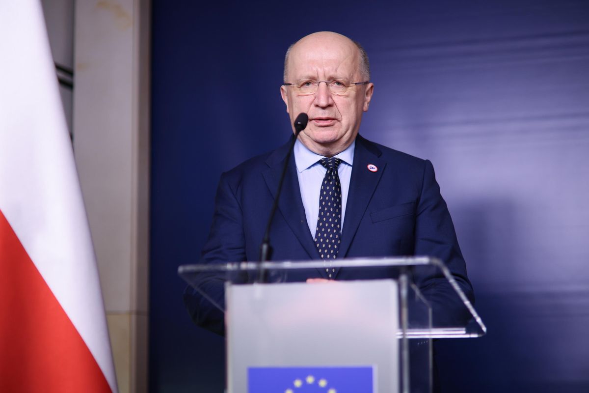 Mosca apre a Trump: «Condividiamo molti punti». Ma l’Ue soffia sul fuoco