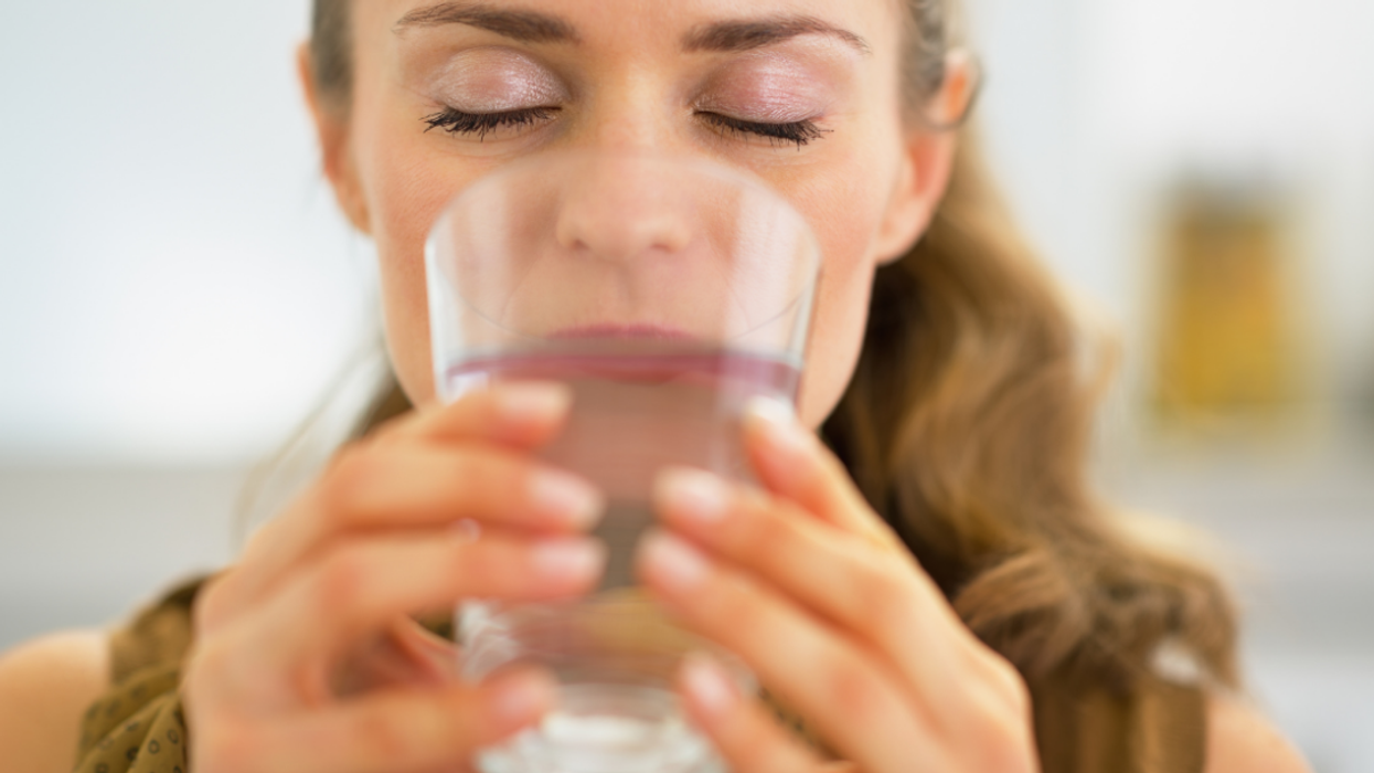 Woman, drinking water, hydration. hydration, water temperature
