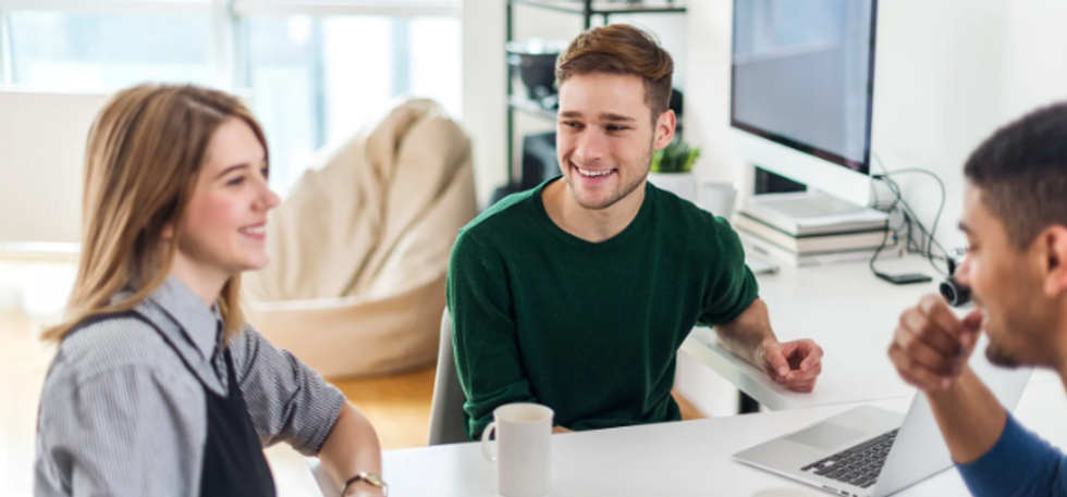 conversation, small talk, conversation tips, communications tips, medium talk, reminder