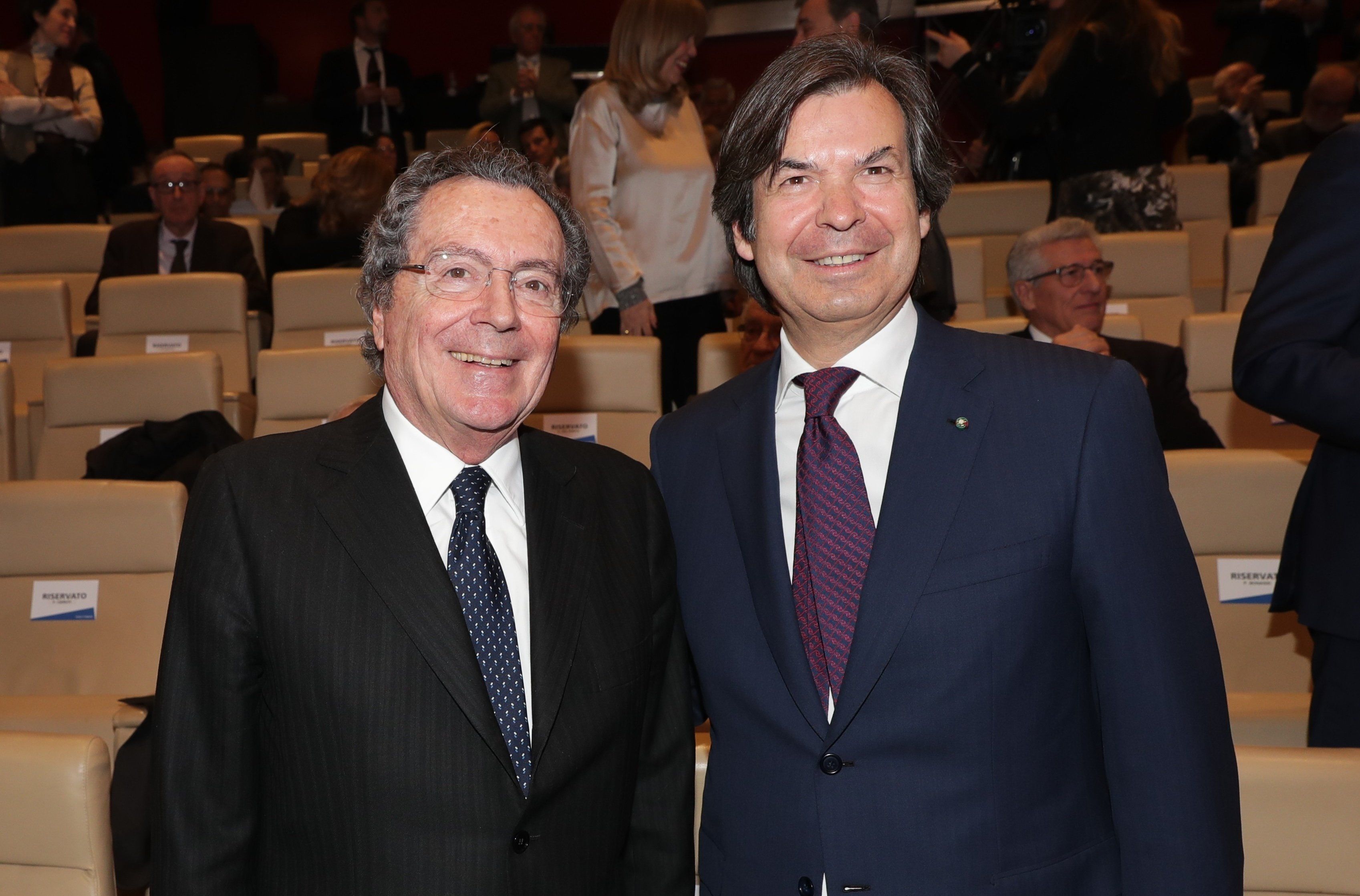 I soci di Intesa dicono un altro sì a Messina