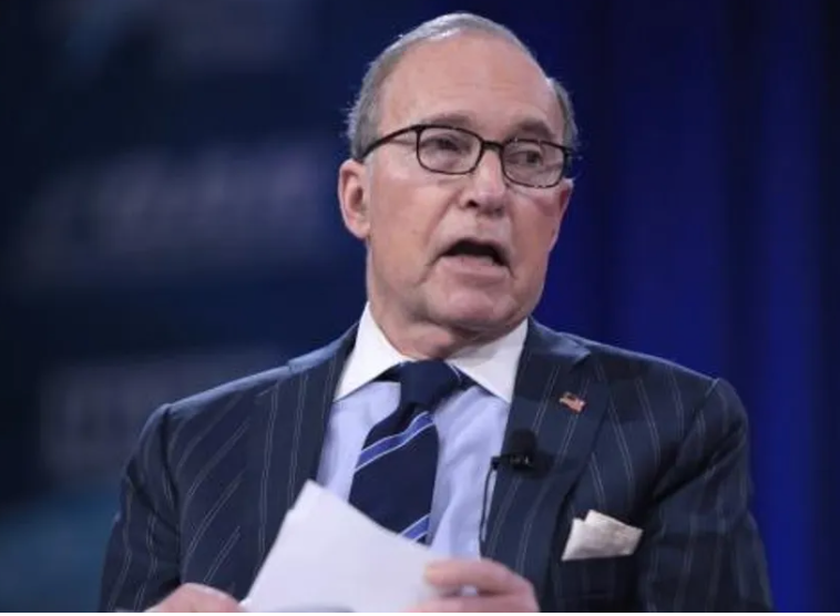 Fox Strains To Justify Trump Extending His Tax Cut For Wealthiest