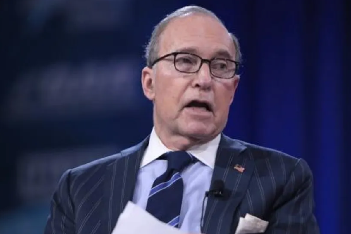 Fox Strains To Justify Trump Extending His Tax Cut For Wealthiest