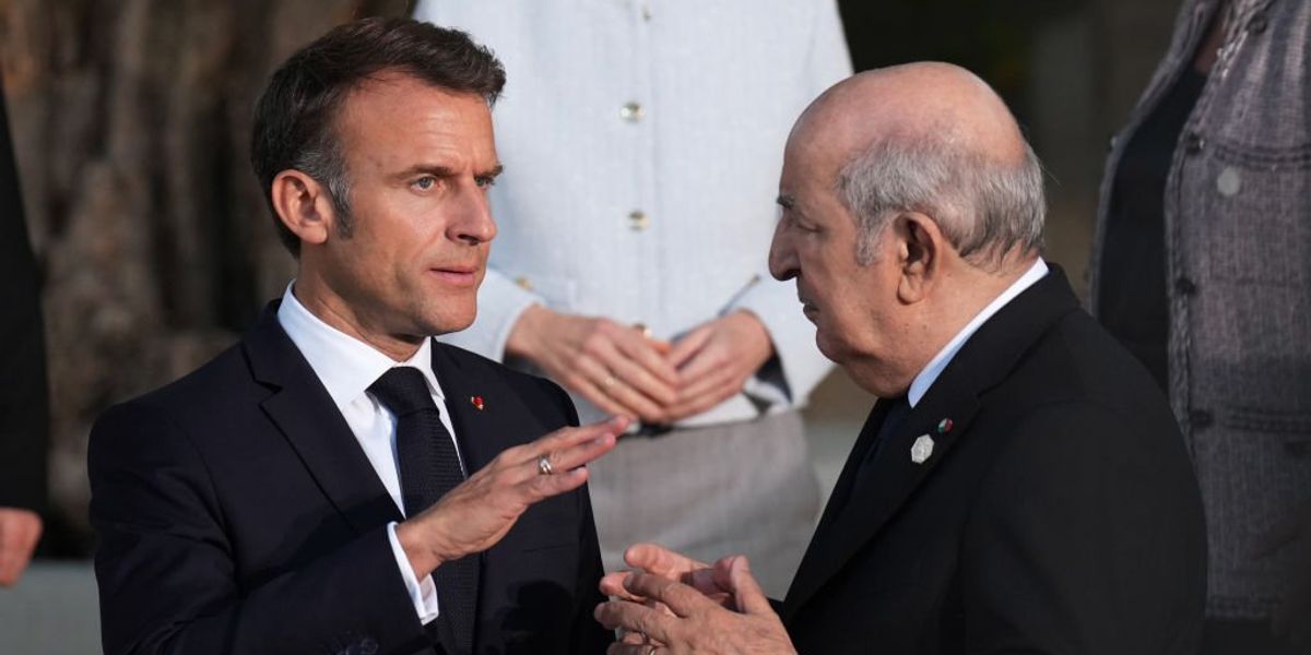 Tra Francia e Algeria volano gli stralci: espulsi i diplomatici Tra Francia e Algeria volano gli stralci: espulsi i diplomatici