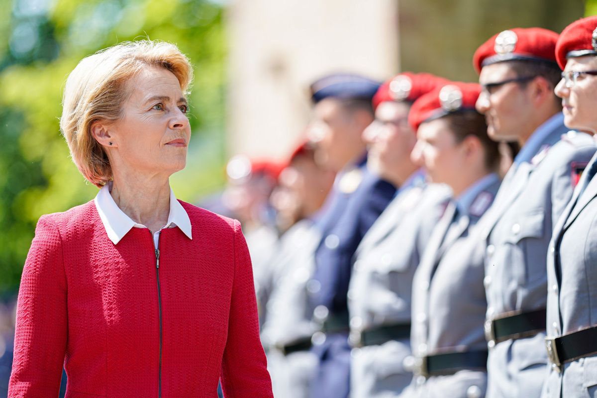 E l’Ue agli operai vuole mettere l’elmetto