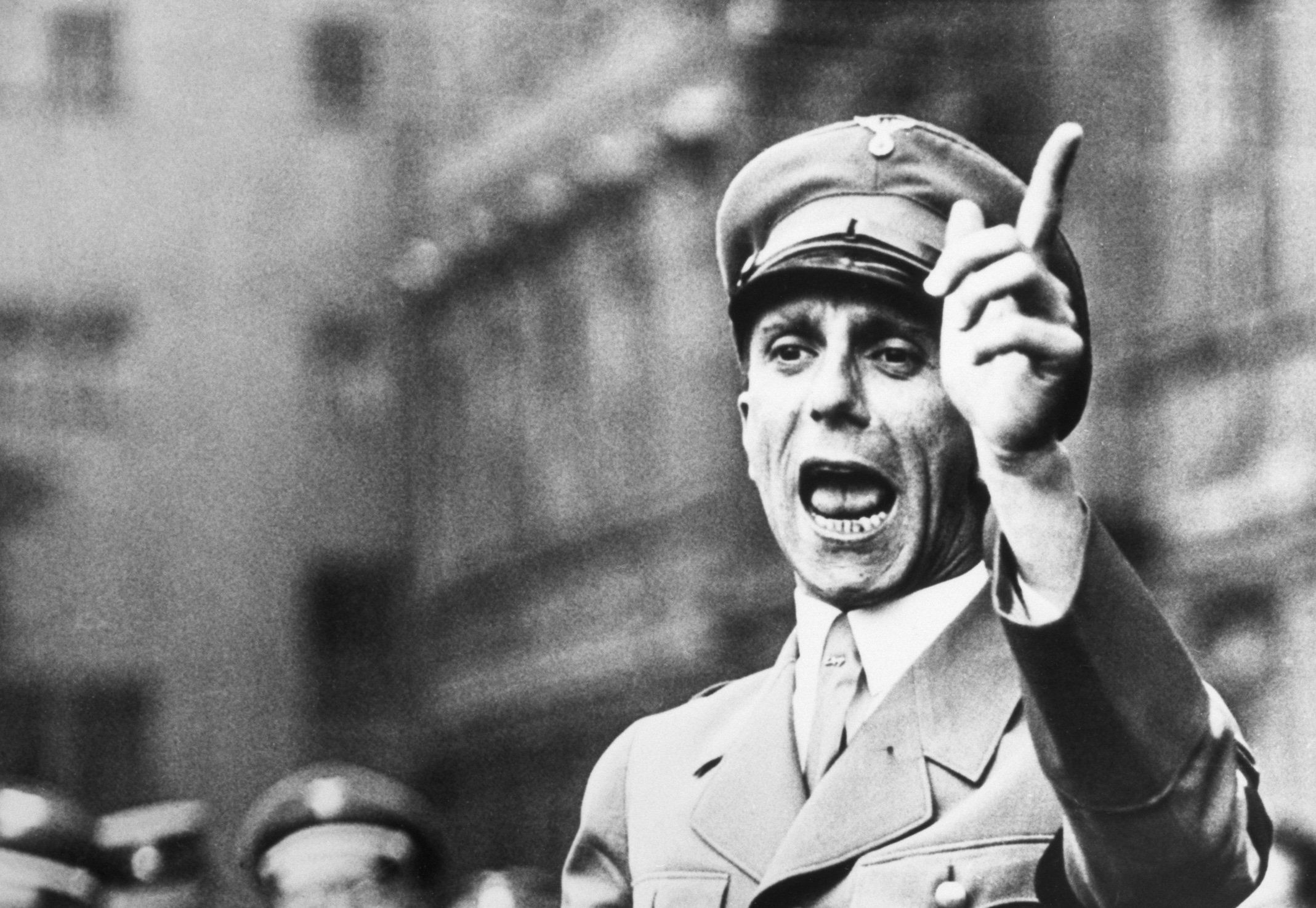 L’incredibile «governo Goebbels» prima del crollo totale del Reich