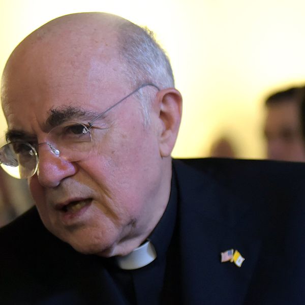 Il dossier Viganò entra in Cappella Sistina