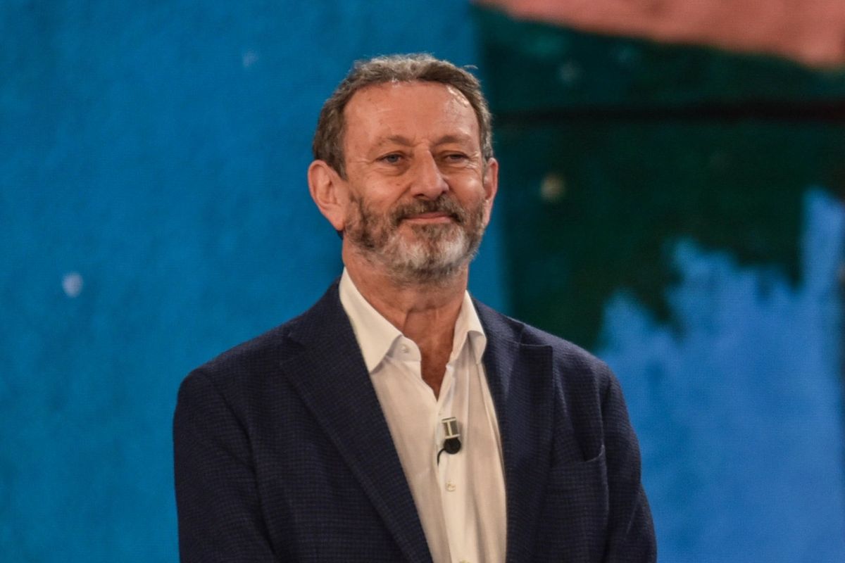 Teologi à la carte, convertiti postumi. Serra e Fazio diventano «Papa boys»