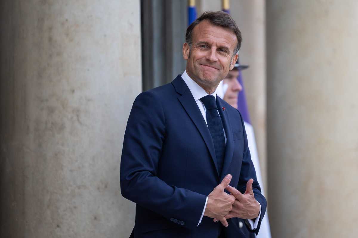 Dopo i porporati, Macron incontra i massoni