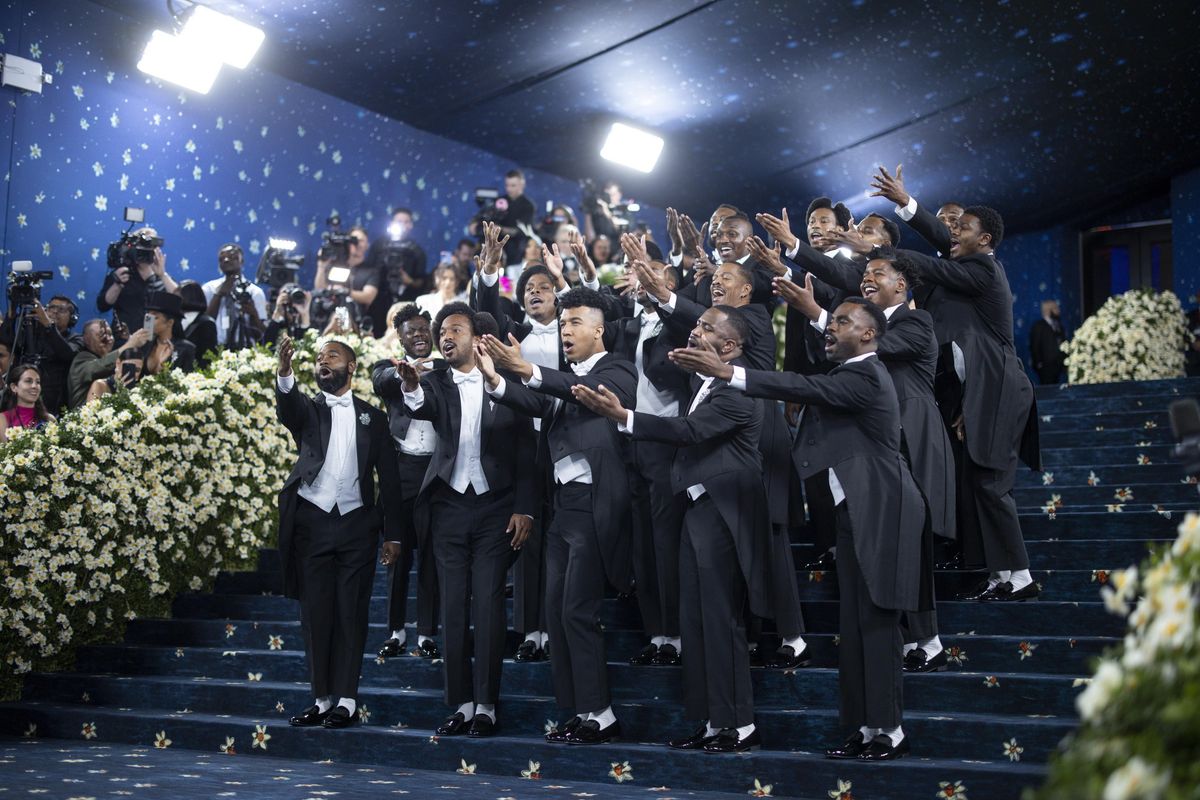 Dai premi Pulitzer alle passerelle dei vip: l’epidemia woke non è stata debellata