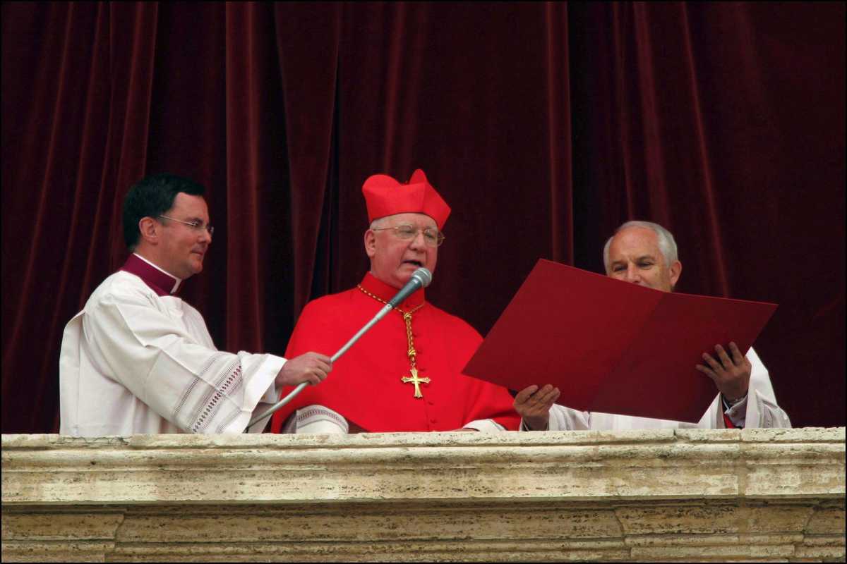 Matthaeum, Aloisium, Petrum, Fridolinum... L’indizio per scoprire chi sarà il nuovo Papa