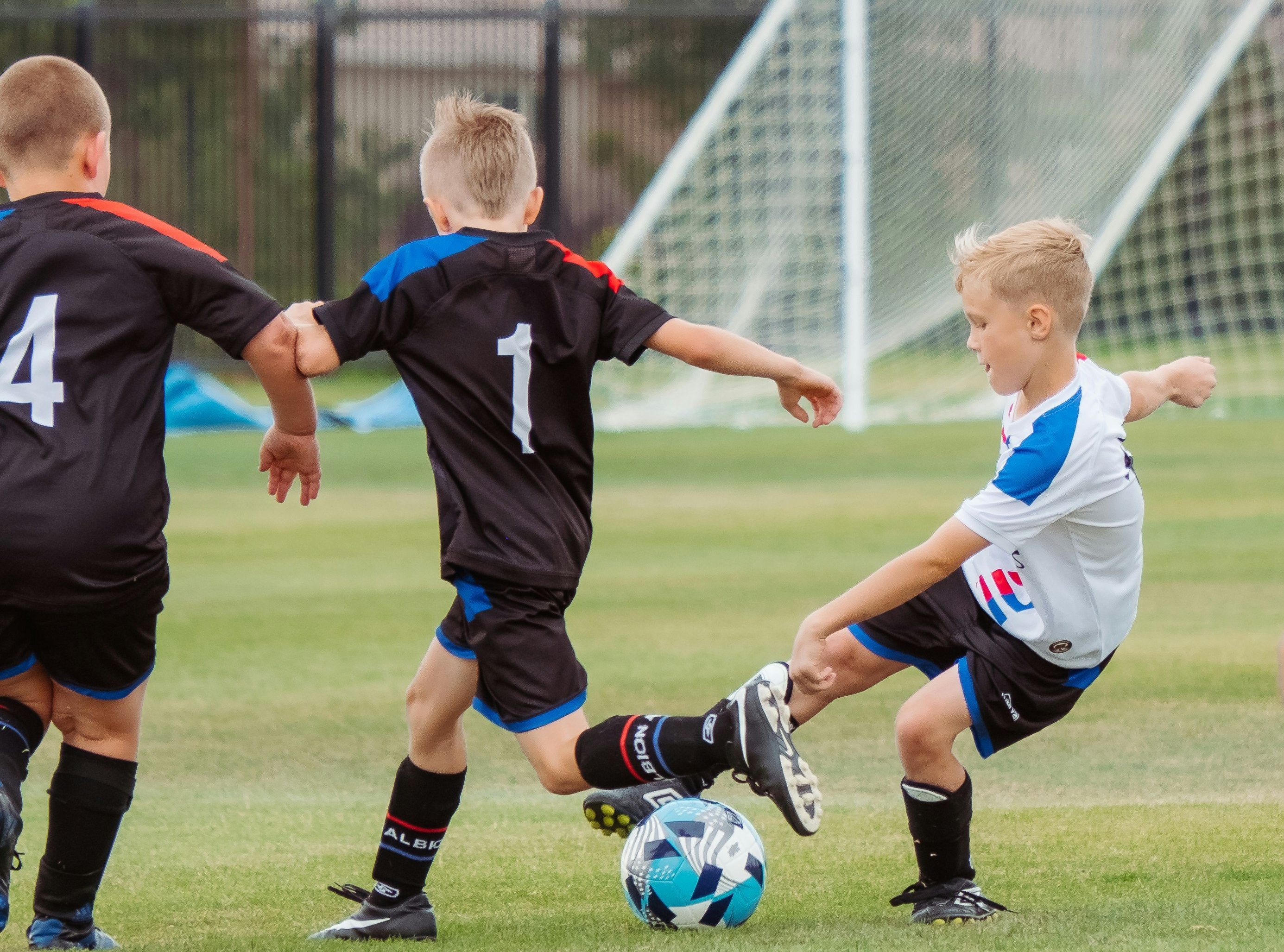 kids, youth sports, kids sports, soccer, dance, ballet, parents, parenting, moms, motherhood, children