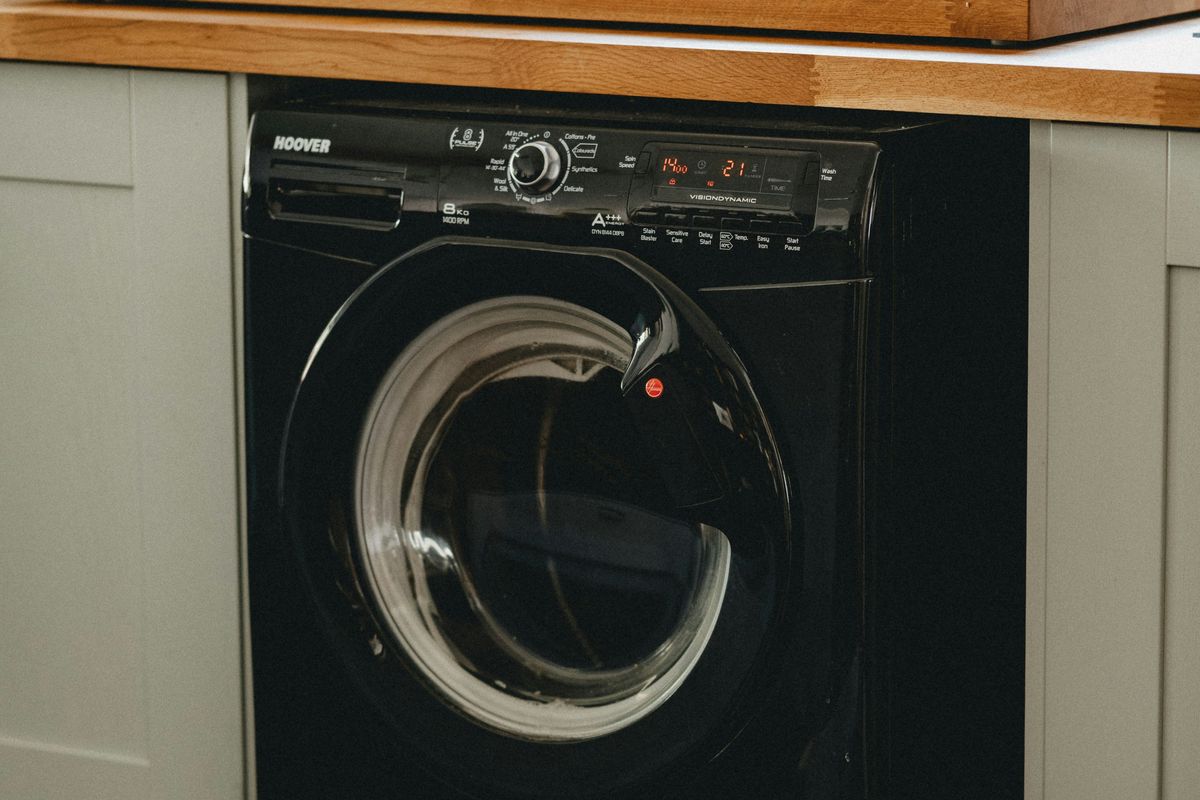 laundry; bone cancer; love story; man builds device; kindness