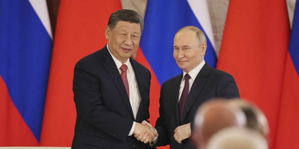 Da Mosca l’avvertimento di Xi e Putin: «Usa ostili, uniti li contrasteremo» Da Mosca l’avvertimento di Xi e Putin: «Usa ostili, uniti li contrasteremo»