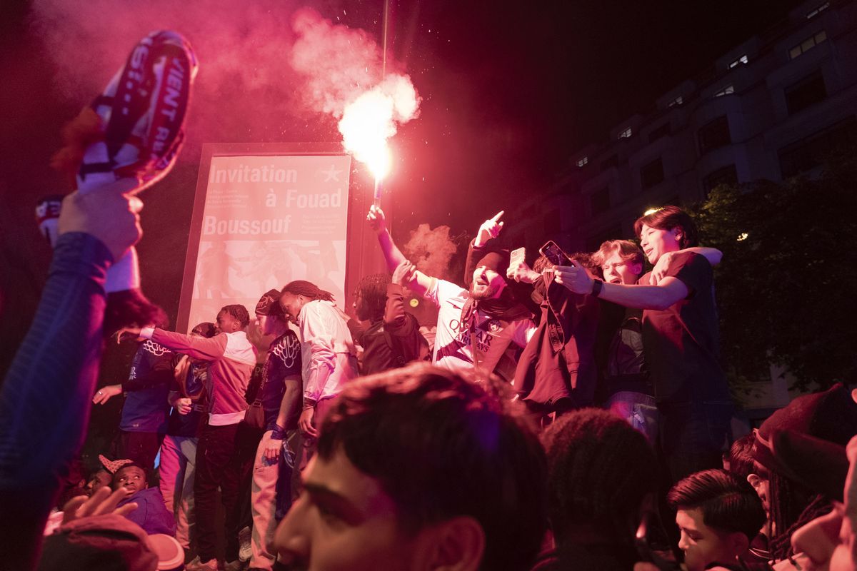 Dopo la Champions, Champs Élysées al rogo