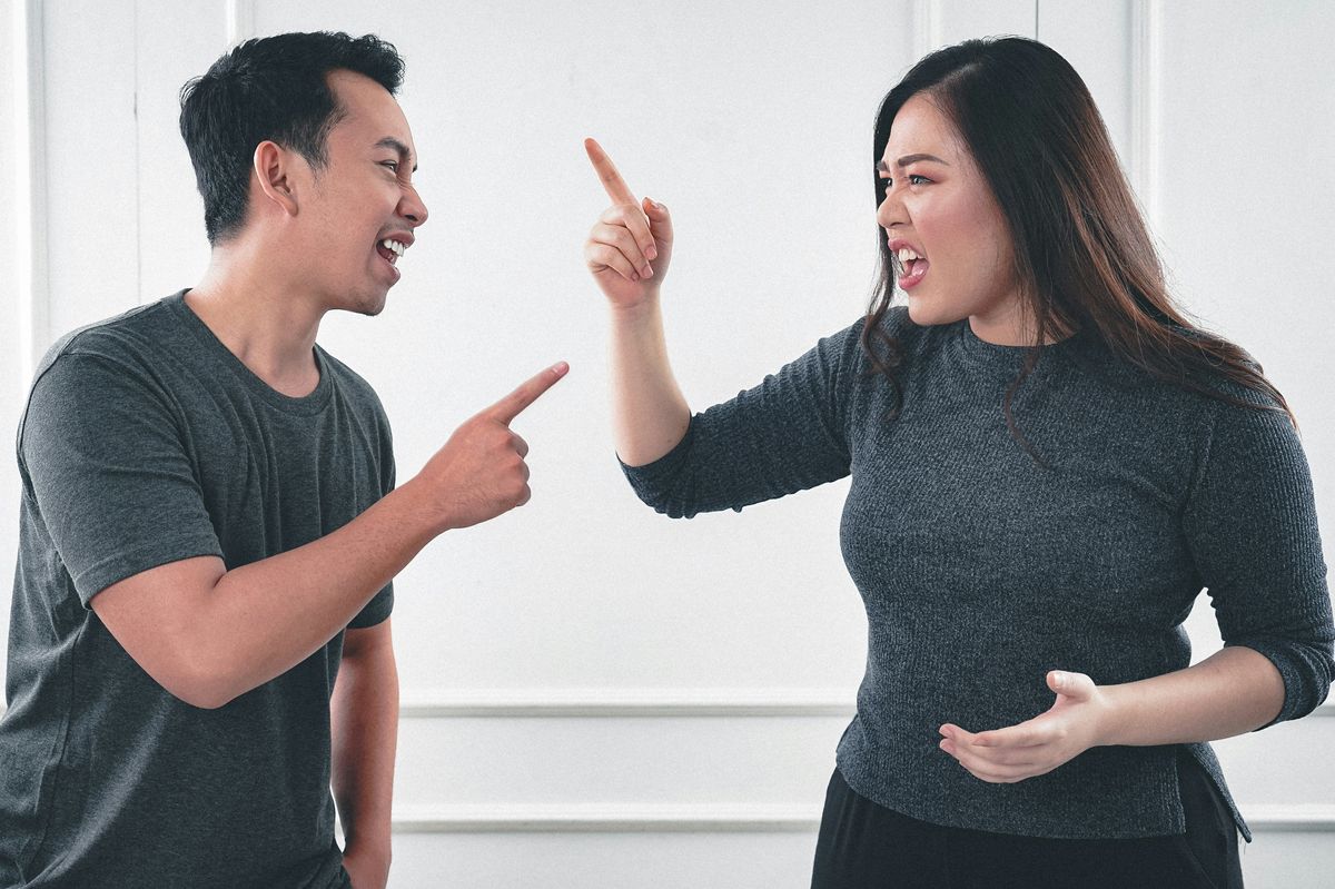 couples, therapy, argument, toxic words, communication