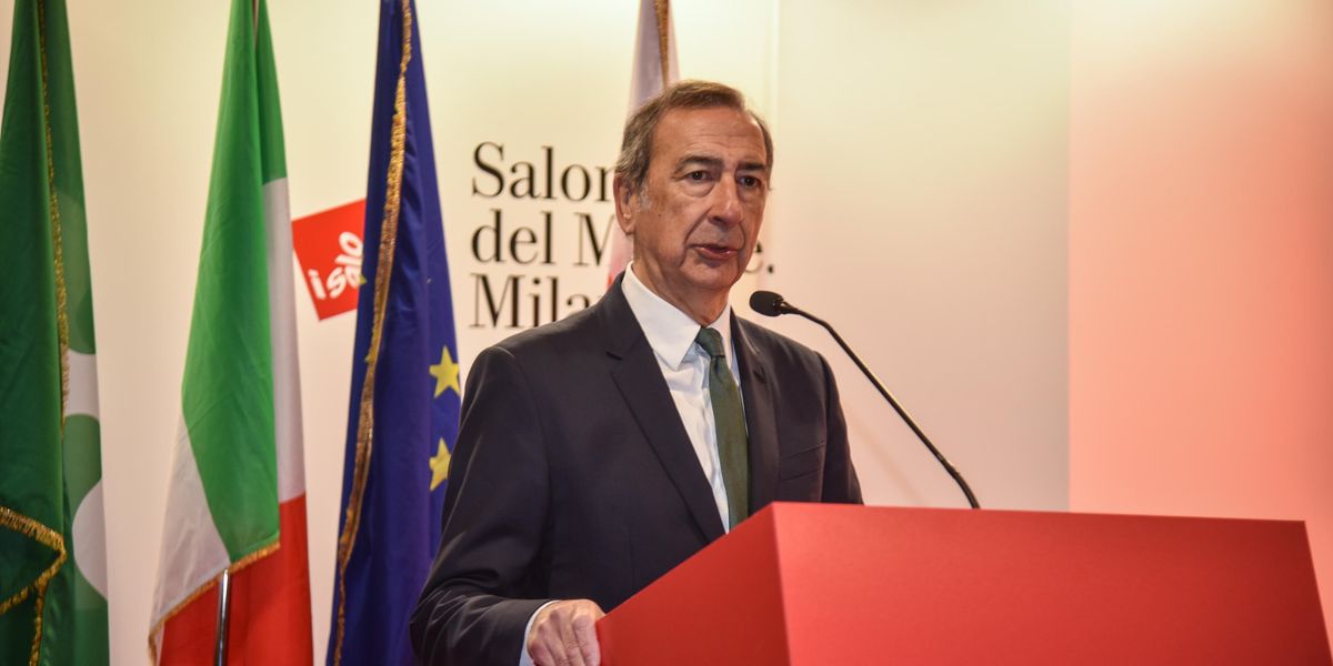 Il bavaglio di Sala: non si parli di immigrati Il bavaglio di Sala: non si parli di immigrati
