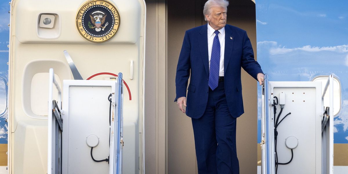 Trump si prepara al viaggio in Medio Oriente Trump si prepara al viaggio in Medio Oriente