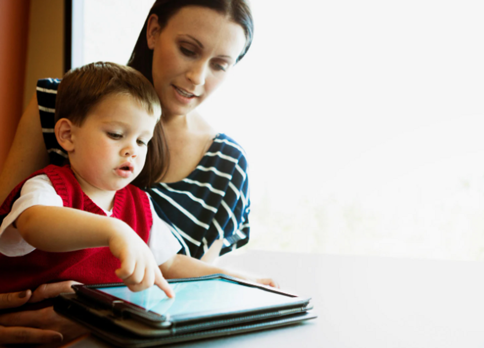 Millennials share 15 eye-opening parenting differences their Boomer parents never dealt with