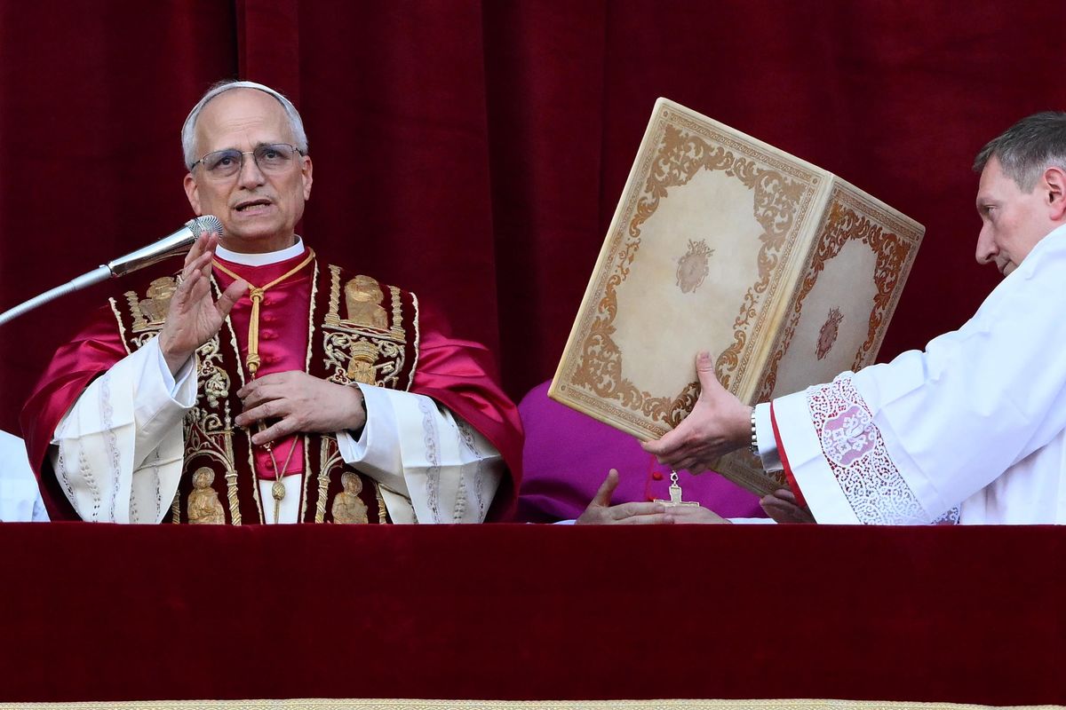 Con il Papa americano è tornato il mistero, sulla scia di Ratzinger e Romano Guardini
