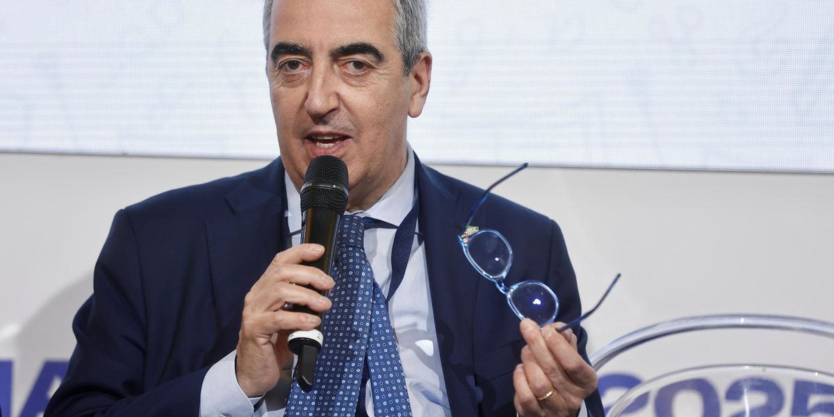 fine vita il senato rimanda a luglio tra le proteste dell opposizione