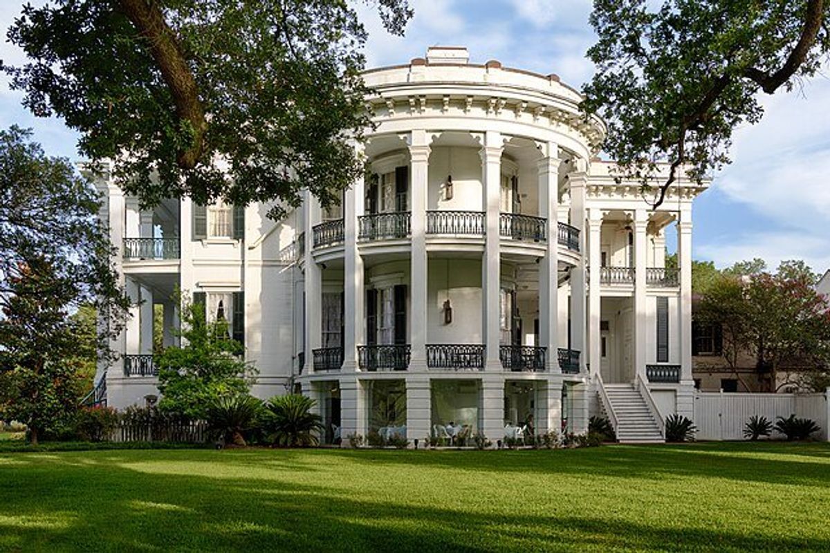 nottoway plantation, nottoway resort fire, louisiana, antebellum south, slavery