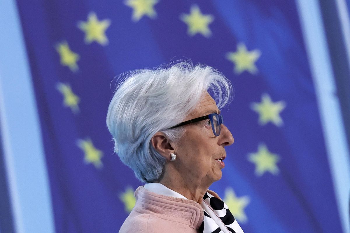 La Lagarde non ne ha azzeccata una: premiata col World economic forum