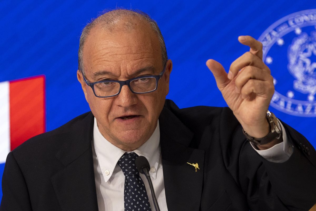 Con la legge Valditara addio ai corsi gender imposti dalla Toscana: in fumo 600.000 euro Con la legge Valditara addio ai corsi gender imposti dalla Toscana: in fumo 600.000 euro