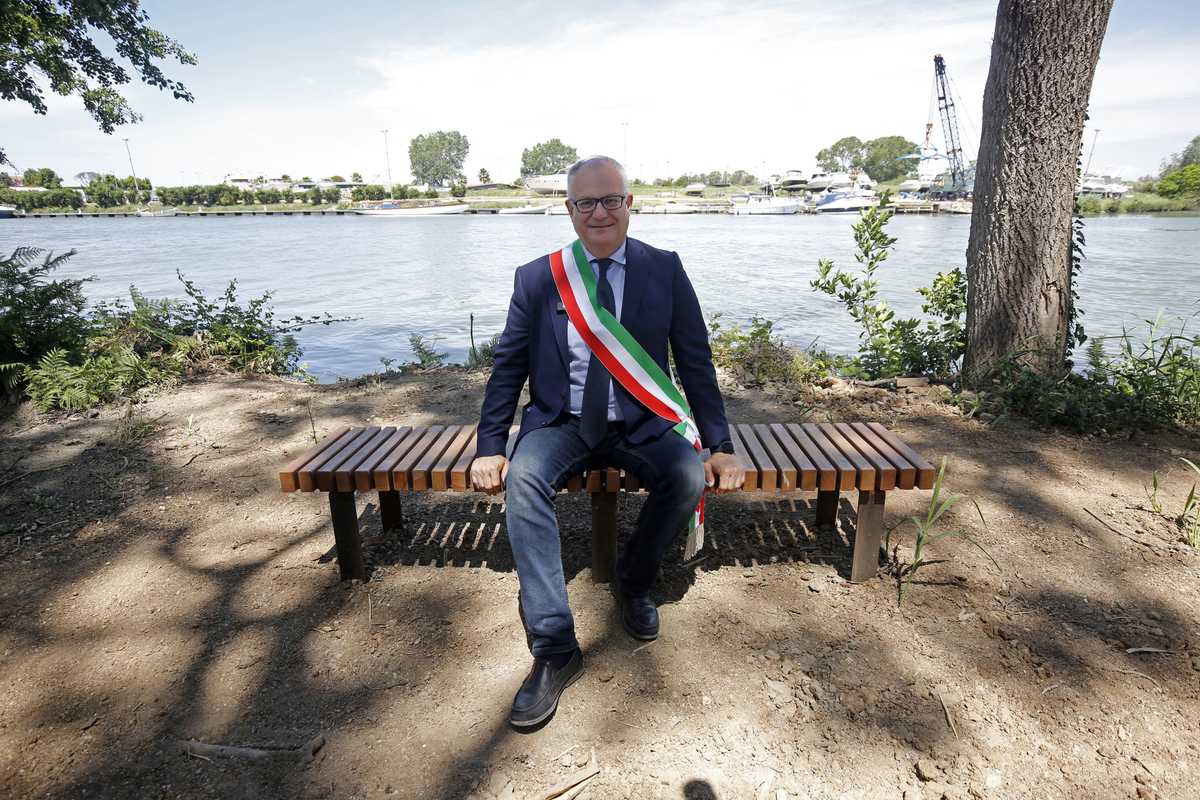 Il Pd requisisce le case per non alzare i salari