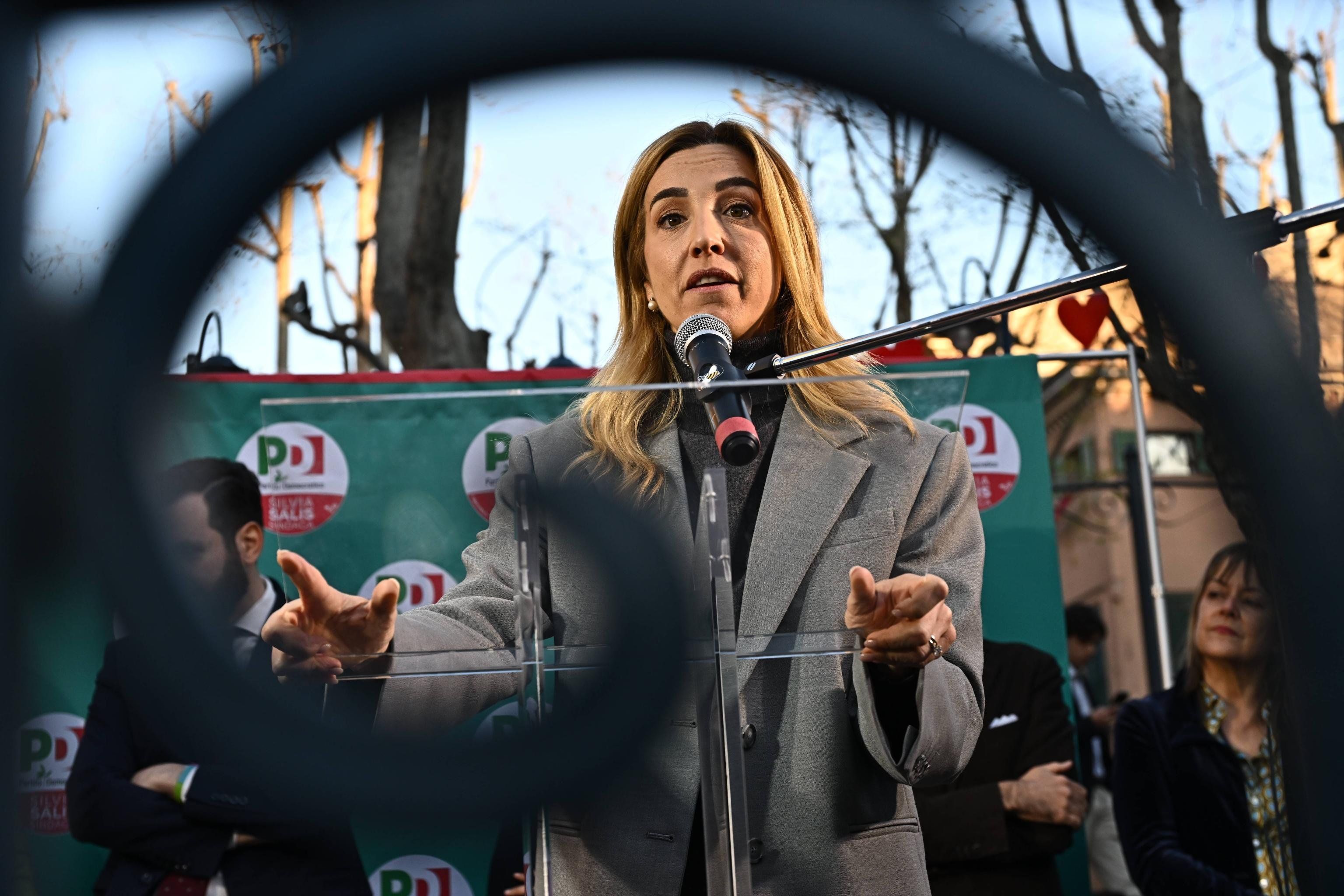 Il delfino di Soros e i soldi alla campagna Pd