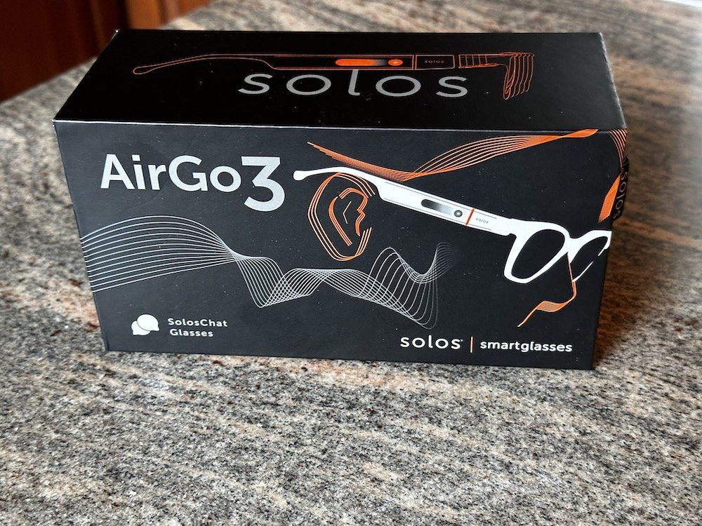 photo of Solos AirGo3 Smartglasses box