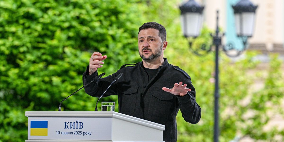 Zelensky ci sta: colloqui anche senza tregua Zelensky ci sta: colloqui anche senza tregua
