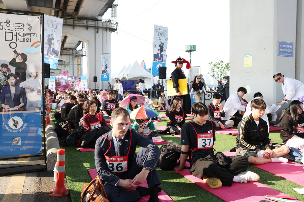 Do nothing, win it all: The peaceful paradox of Asia’s “Space-Out” competitions