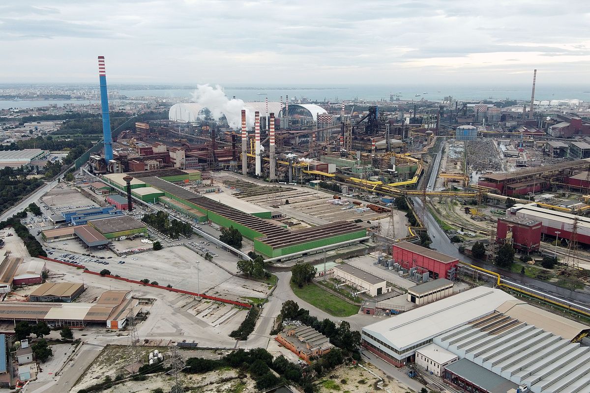 L’Ilva torna ancora sull’orlo del fallimento