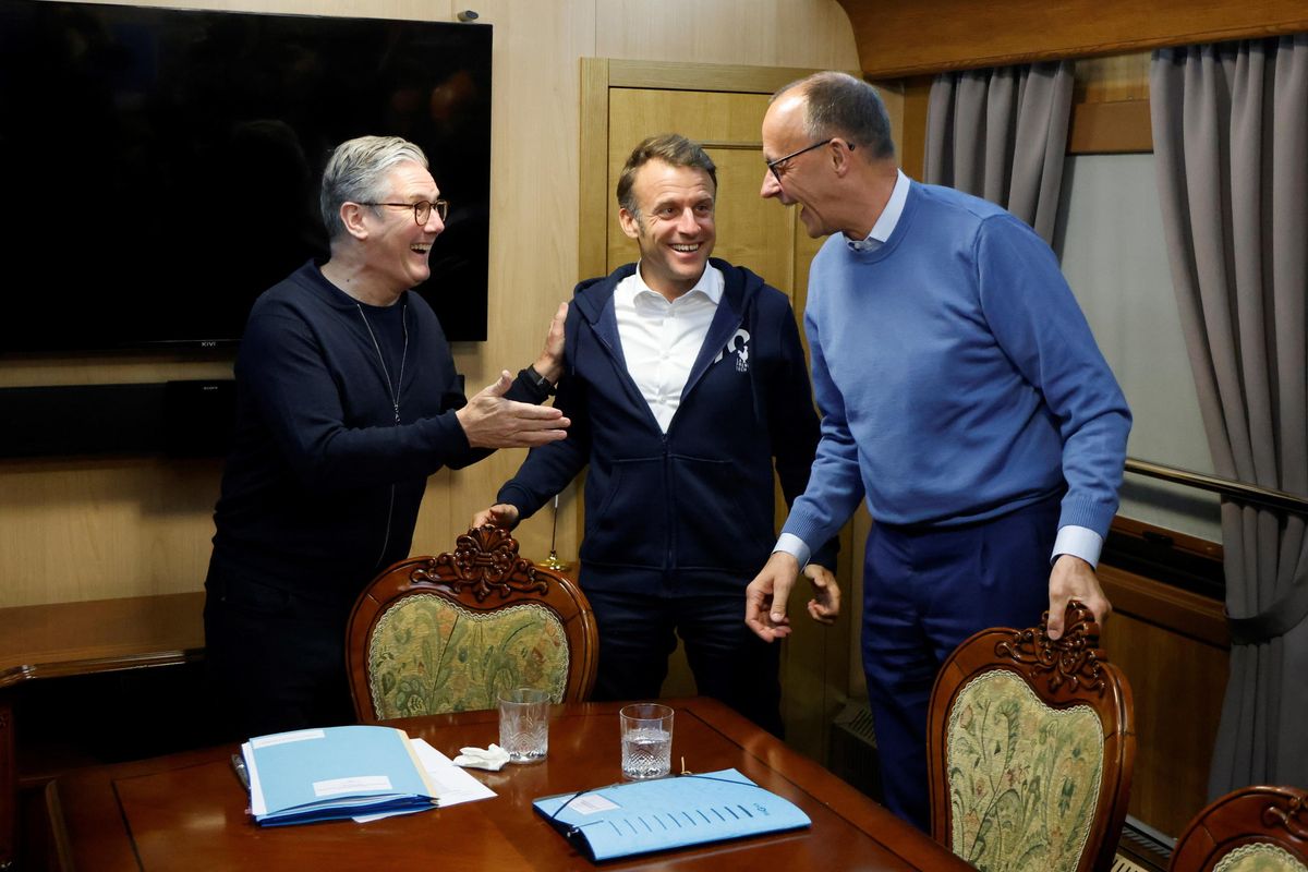 I volenterosi cercano di arruolare il Papa