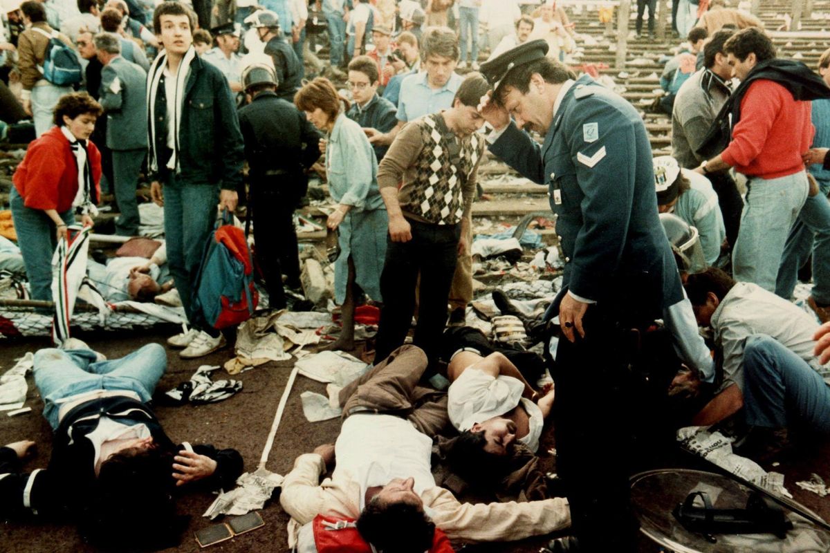 Quando il sonno del «tifo» genera mostri (e morti) Heysel, il Vajont del calcio