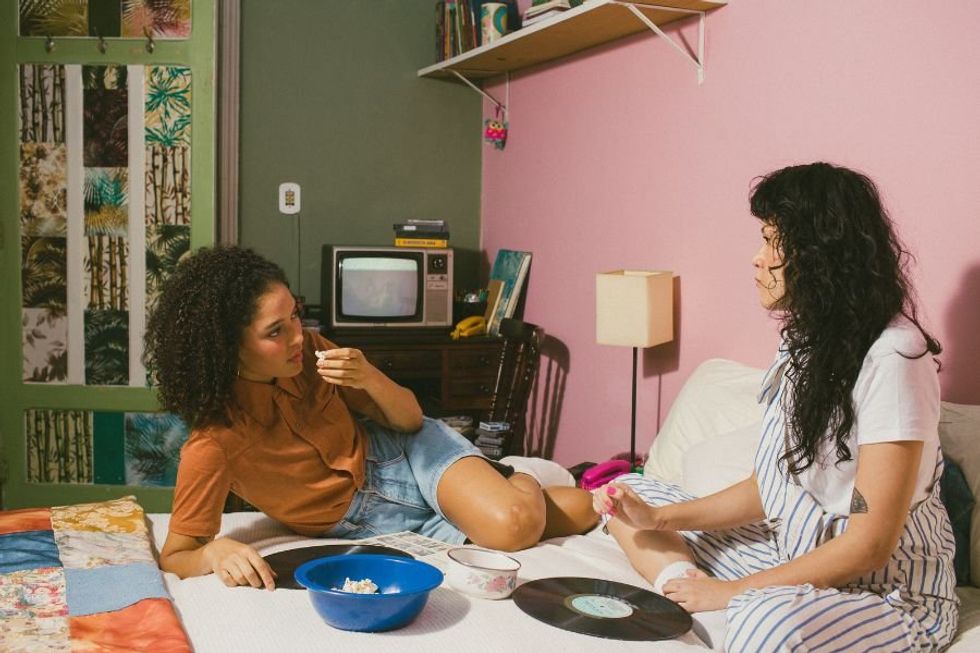 1990s; no technology; live like 80s; go back to 90s; life without technology; simpler life