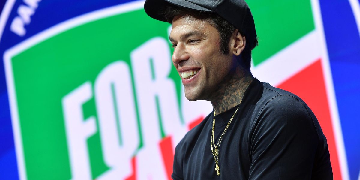 Fedez da Forza Italia per rifarsi l’immagine Fedez da Forza Italia per rifarsi l’immagine