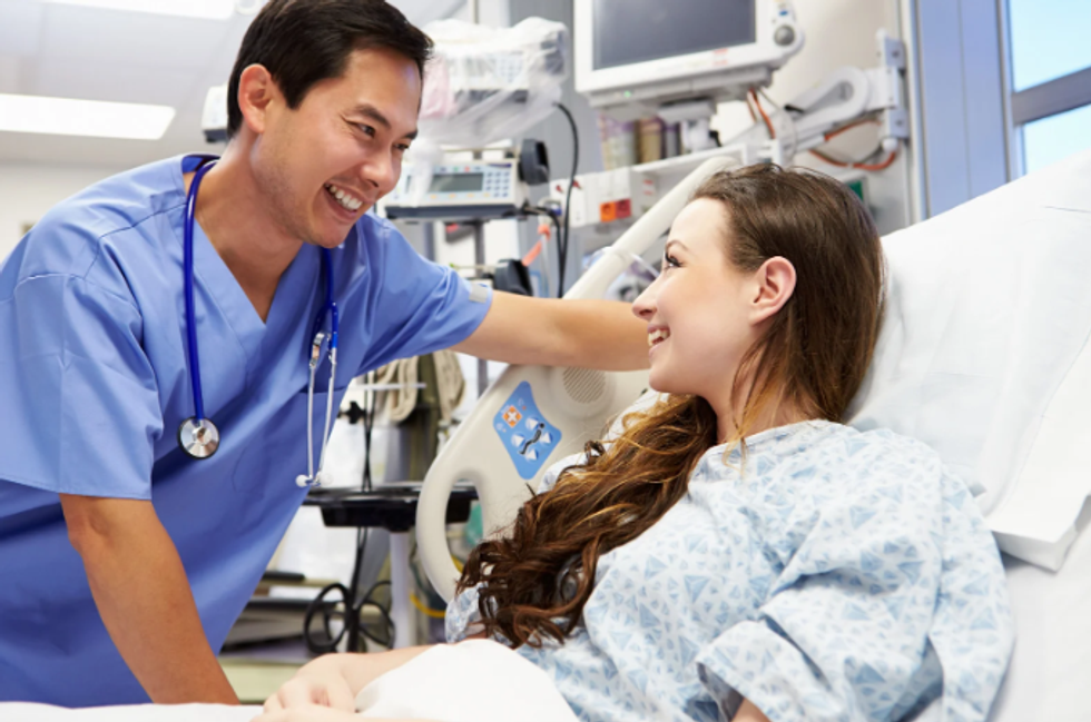 doctor patient, bedside manner, female patient, diagnosis, healthcare