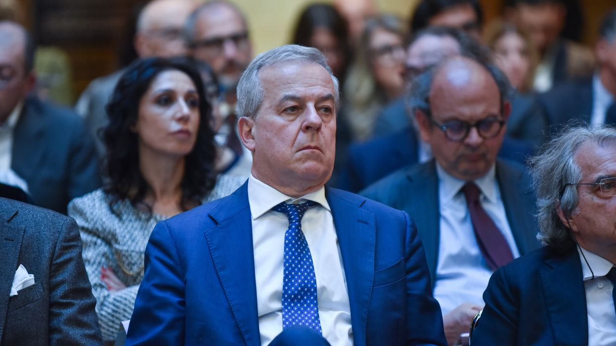 Moderna scivola sull’efficacia: stop al vaccino influenza Covid