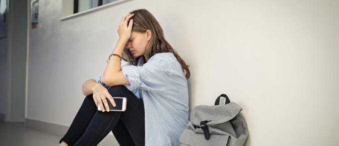 smartphone, student, young woman, backback, hallway