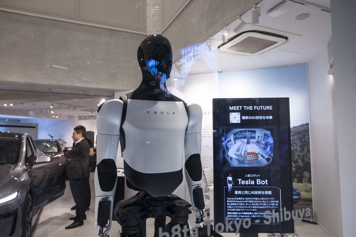 Musk crea il robot che può abolire la fatica
