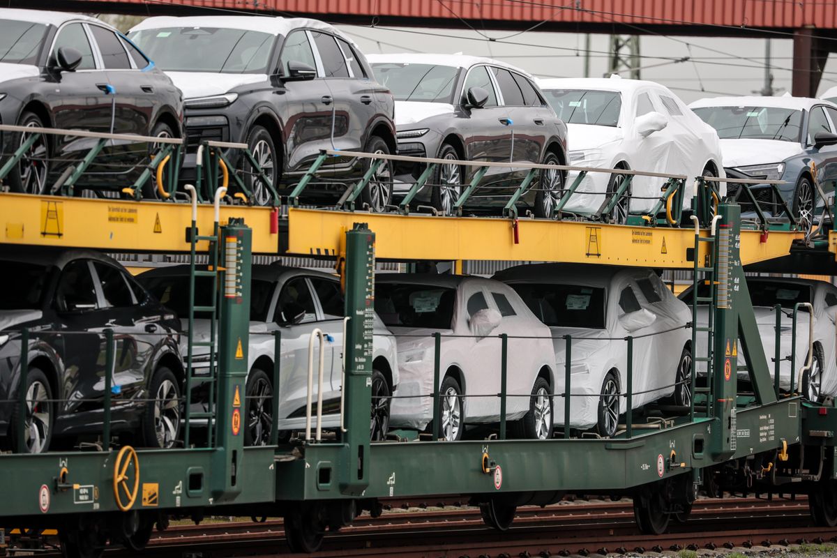 L’Europa chiede altre tasse sulle auto diesel e benzina