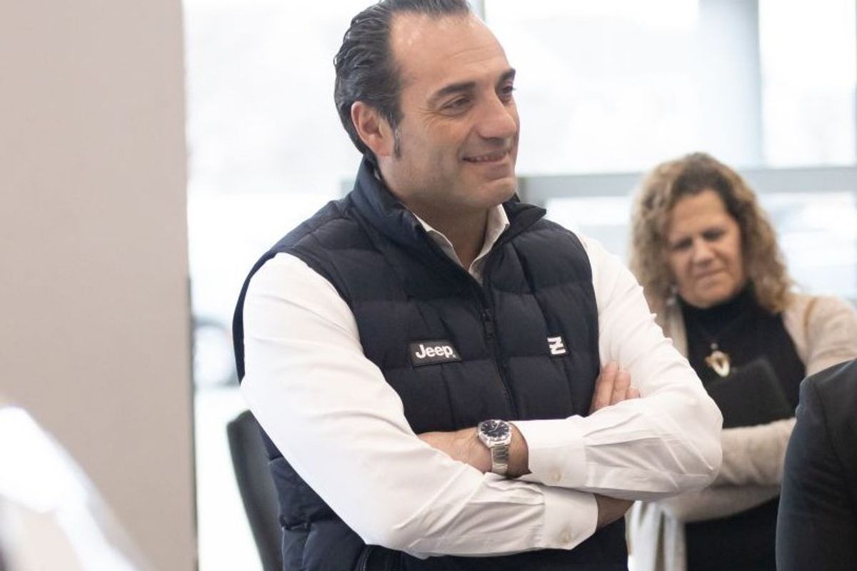 Filosa nominato nuovo ad Stellantis. È l’uomo del dialogo con l’America