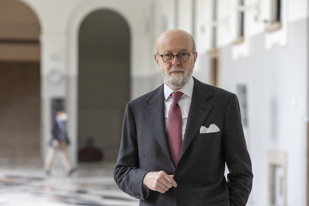 Muro di Open fiber sulla rete unica. Ferma la cessione delle aree grigie