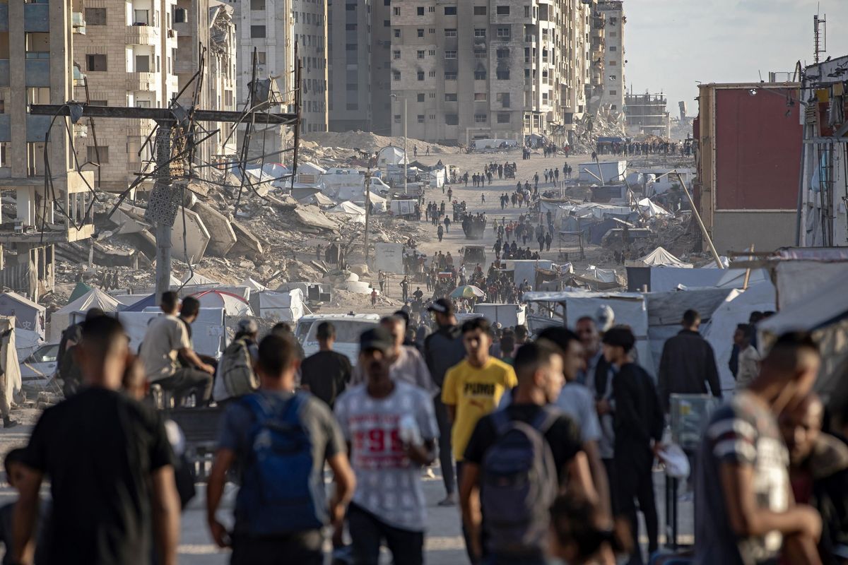 «Individui sospetti». L’Idf spara sulla folla