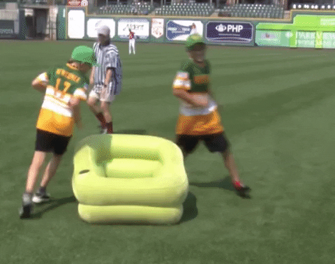 img.gif?width=1200&quality=50