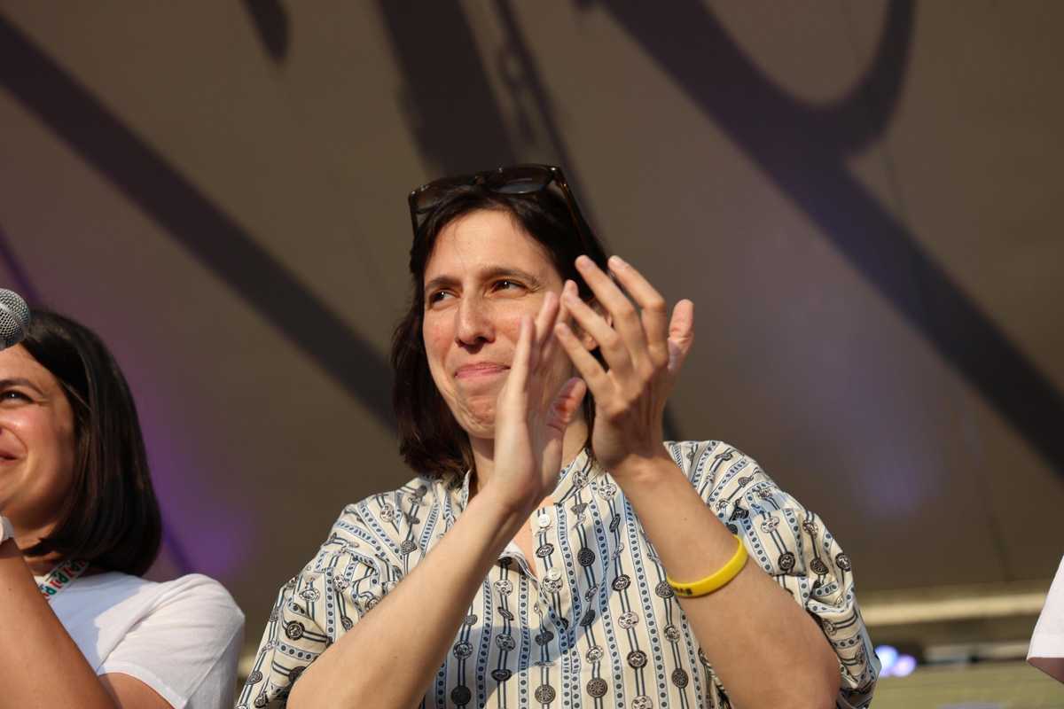 L’ideona di Schlein & Boccia. Perdere i referendum e chiedere l’addio alla Meloni