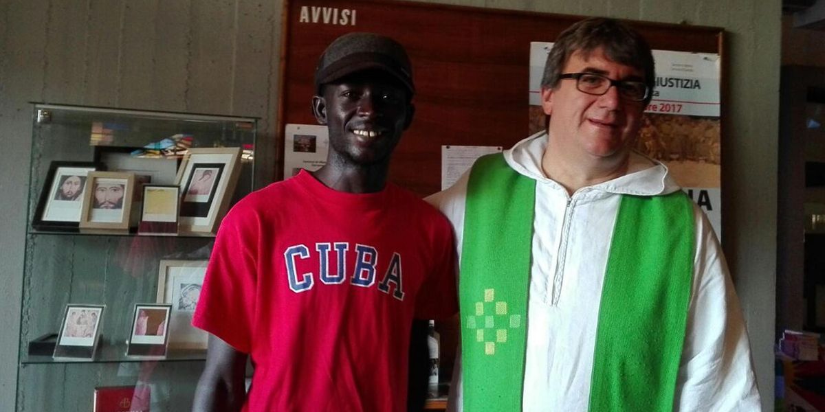Finalmente hanno sbaraccato la parrocchia dei clandestini Finalmente hanno sbaraccato la parrocchia dei clandestini
