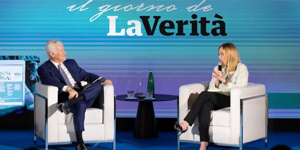 Meloni: «Provano a darci una spallata, ma non cadiamo» Meloni: «Provano a darci una spallata, ma non cadiamo»