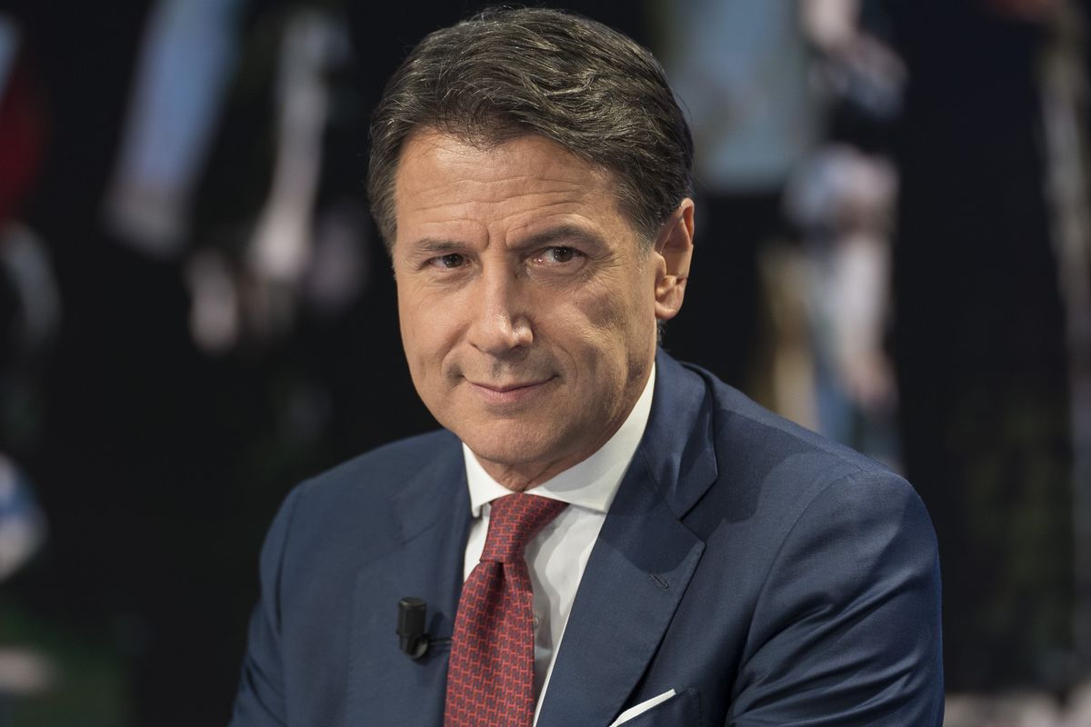 L’opposizione ha gridato al regime ma le spiate a Casarini erano sue